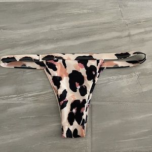 ZAFUL leopard print bikini bottoms large NWT